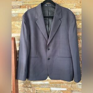 Zara Men’s suit jacket size USA 36, Euro 46